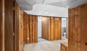 1032 Kingsbury St, Belle Fourche, SD 57717