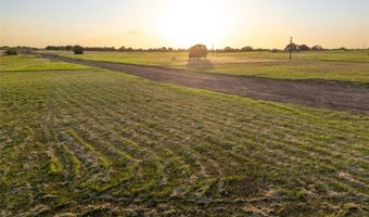 300 County Road 1475, Alvord, TX 76225