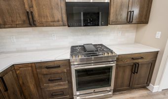 24869 WESTFIELD Ave, Veneta, OR 97487