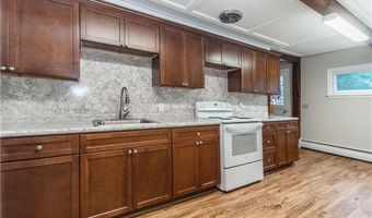 279 Fenn Rd, Cheshire, CT 06410