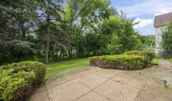815 E Hintz Rd, Arlington Heights, IL 60004