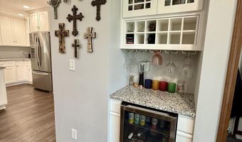 1516 Lakeview Trl, Berne, IN 46711