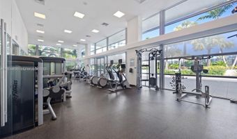 2950 NE 188th St 525, Aventura, FL 33180