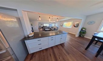 980 Lake Viking Ter, Altamont, MO 64620