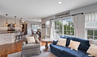 12 TRADEWINDS Ave, Barnegat, NJ 08005