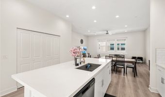 921 E Mason Ln 28, Anaheim, CA 92805