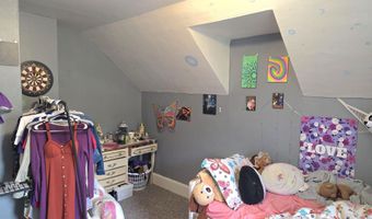 404 Worth St, Ackley, IA 50601