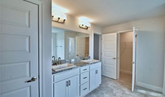 4023 TULLAMORE Ln, Auburndale, FL 33823