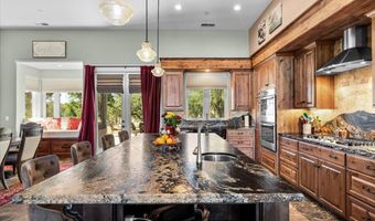 9267 7R Bar Rd, Angels Camp, CA 95222