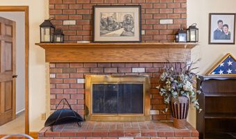 11 Westchester Dr, Albany, NY 12205