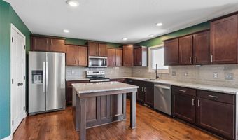 1735 Sadie Ln, Adel, IA 50003