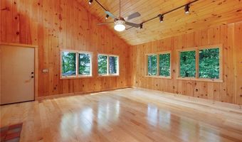 464 Poole Rd, Ball Ground, GA 30107