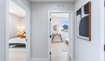 1516 E CAPITOL St NE, Washington, DC 20003