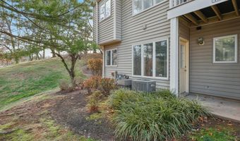 19 Westchester Ter, Annandale, NJ 08801