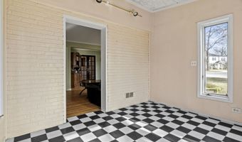 816 E Mayfair Rd, Arlington Heights, IL 60005