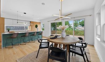 34 Howard Ave, Branford, CT 06405