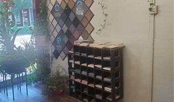 636 N Main St, Ottawa, KS 66067