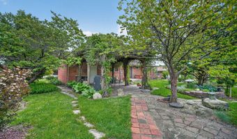1511 Glendale Ave, Ames, IA 50010