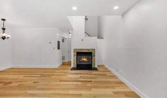 73 Encampment Dr, Bedminster, NJ 07921