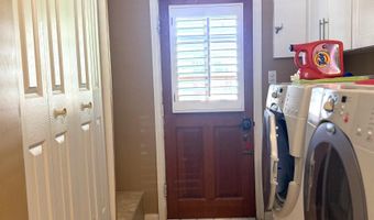 812 S Clowe Ave, Artesia, NM 88210