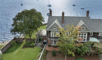 221 Hope St 2, Bristol, RI 02809