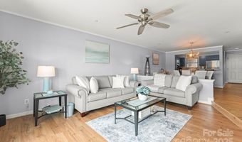 9817 Emerald Point Dr 5, Charlotte, NC 28278
