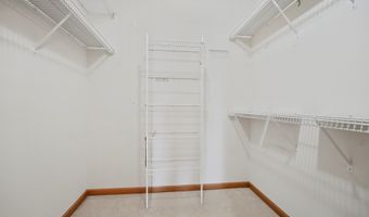 209 Greenbriar Ln, Dalton, OH 44618