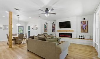 2055 County Road 1370, Alvord, TX 76225
