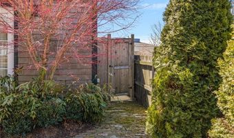 27 William St, Newport, RI 02840