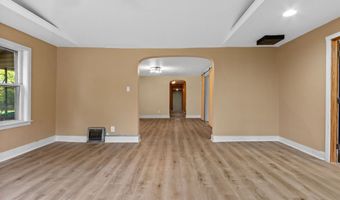 108 POND St, Amherst, WI 54406