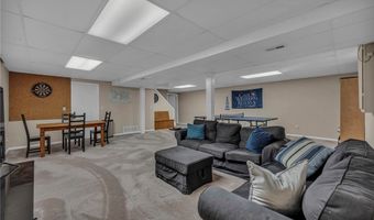 561 Willard Rd, Aurora, OH 44202