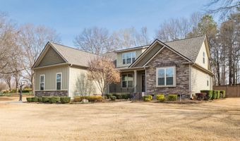 110 Coal Creek Dr, Boiling Springs, SC 29316