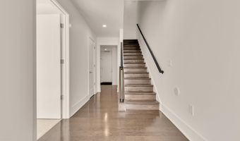 142 WINSOME Cir, Bethesda, MD 20814