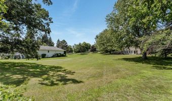 1308 Geneva Dr, Alexandria, MN 56308