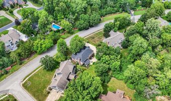 9015 Admirals Pointe Dr, Indianapolis, IN 46236