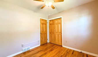 38 Grounds Pl, Albany, NY 12205