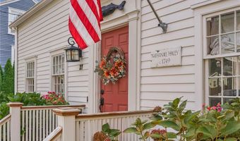 27 King St, East Greenwich, RI 02818