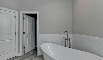 5240 Cresslyn Rdg, Alpharetta, GA 30005