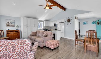 209 Fernwood Dr, Bayville, NJ 08721