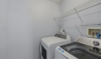 2 MARINA Dr, Bayonne, NJ 07002