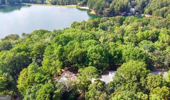 813 Lakeshore Dr, Berkeley Lake, GA 30096