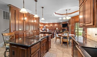 7225 E Worth Ave, Benton, AR 72019