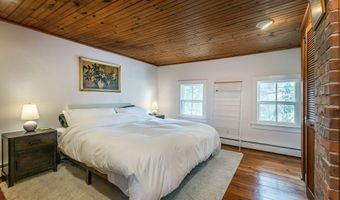 227 New Milford Rd E, Bridgewater, CT 06752