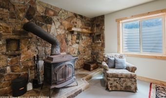 222 RIVER BENCH Rd, Alpine, WY 83128