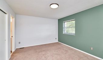 221 Braeshire Dr A, Ballwin, MO 63021