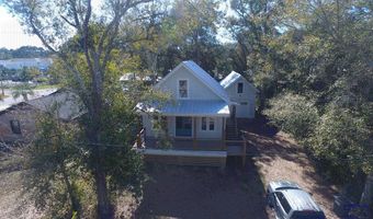 216 15th St, Apalachicola, FL 32320