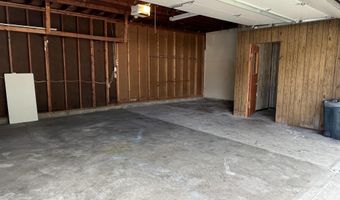 904 D Ave E, Albia, IA 52531