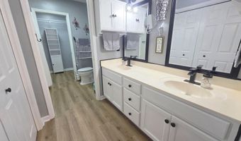 231 3RD INCLUDES ADJACENT LOT St W, Baldwin, FL 32234