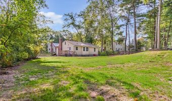49 Horseshoe Dr, Bellingham, MA 02019