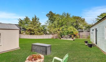 23 Sextant Dr, Barnegat, NJ 08005